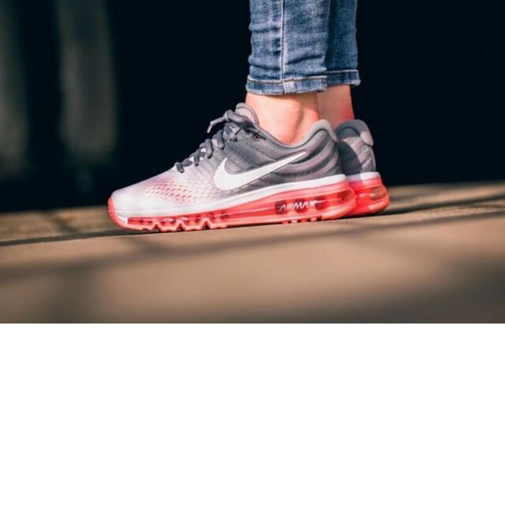 Nike Air Max Gray and Pink Athletic Shoes